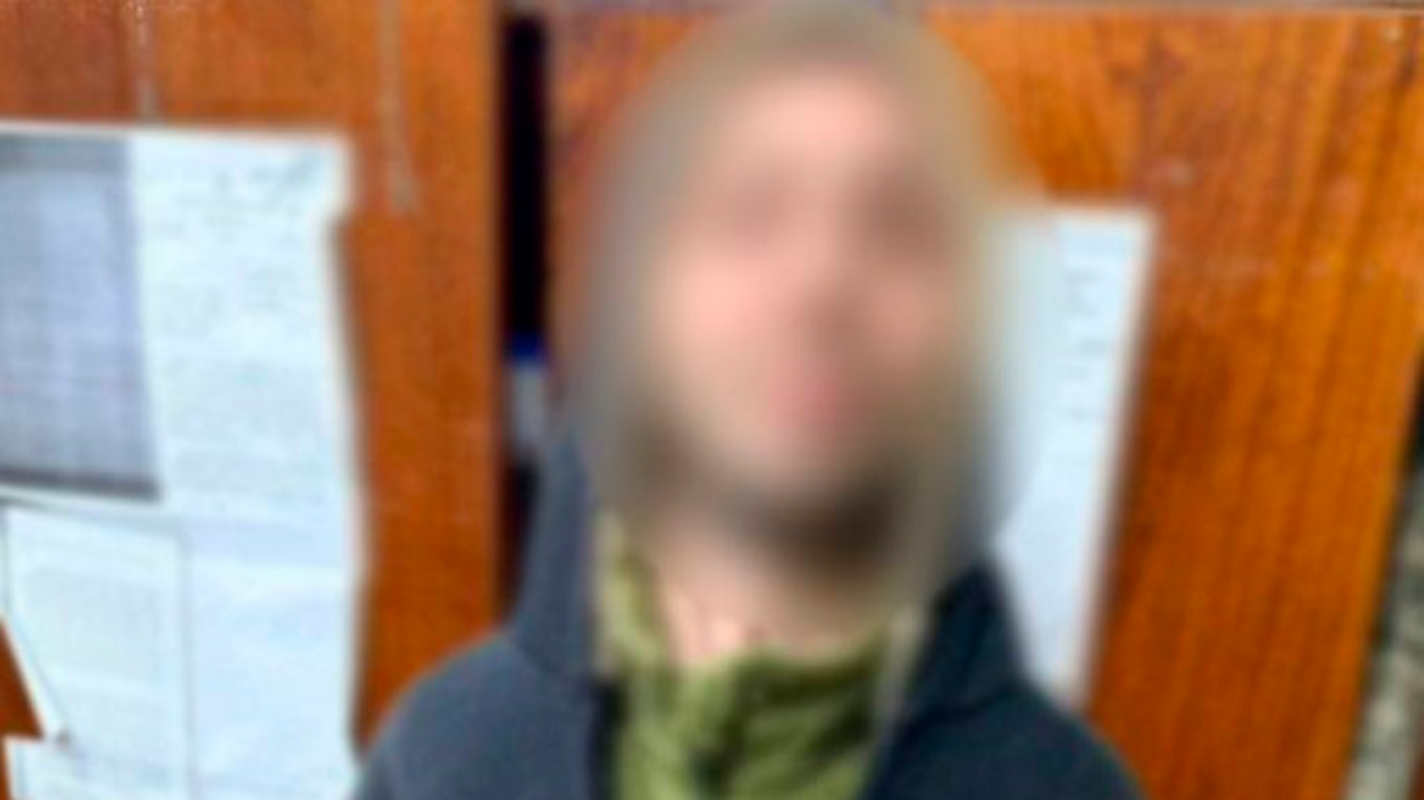 В Киеве пьяный мужчина разгуливал по супермаркету с ружьем