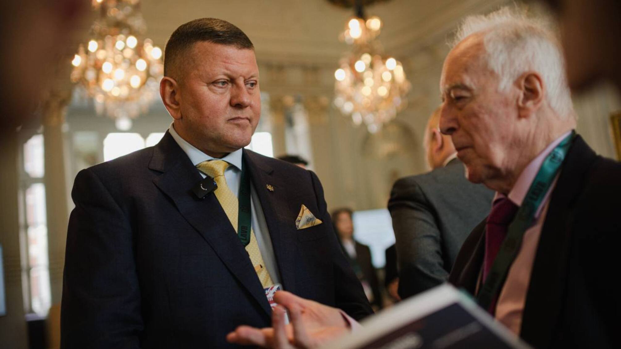 Нова реальність війни: Валерій Залужний пояснив, як дешеві атаки руйнують економіку ворога