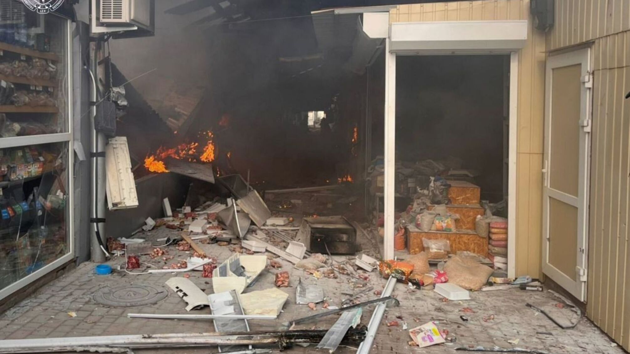 В Никополе беспилотники попали по рынку: есть погибшие и раненые