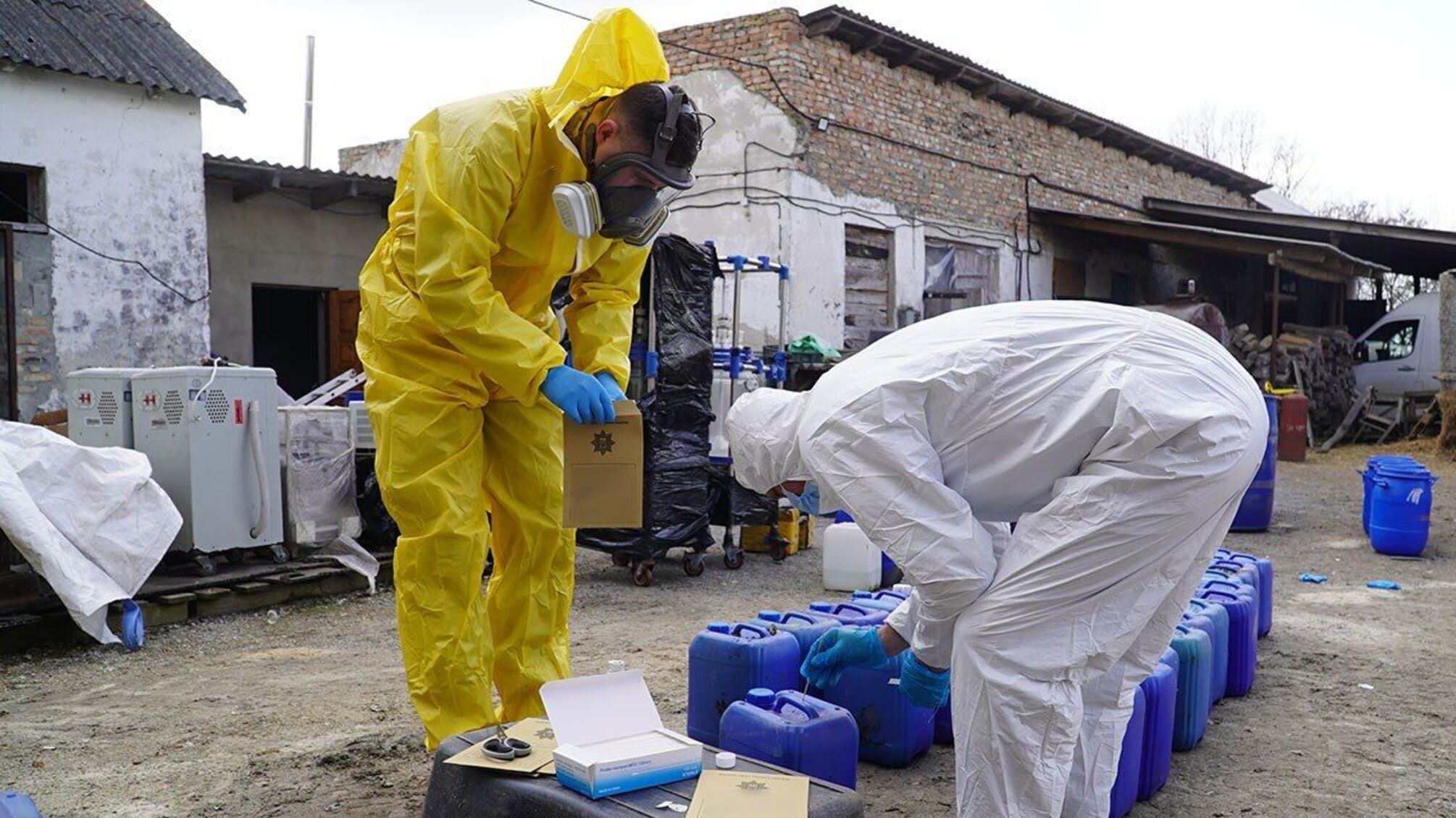 Масштабна спецоперація: на Тернопільщині викрили наркогрупу з обігом у сотні мільйонів