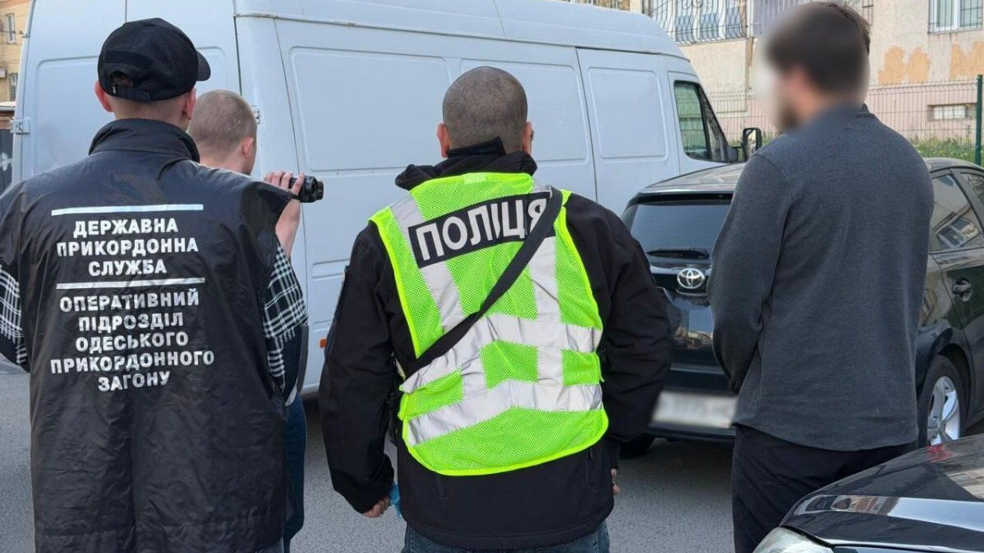 Telegram-схема за 5 тисяч доларів: в Одесі викрили нелегальний виїзд чоловіків