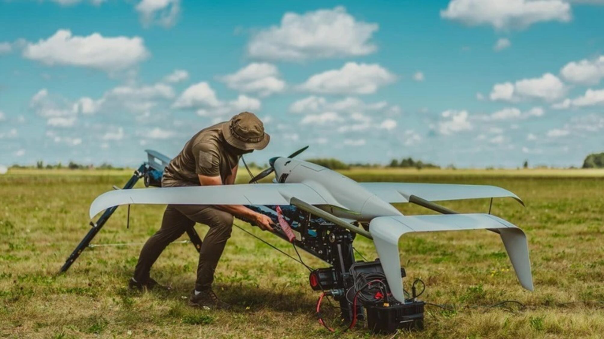 У Києві внаслідок атаки рф знищено офіс оборонної компанії Skyeton