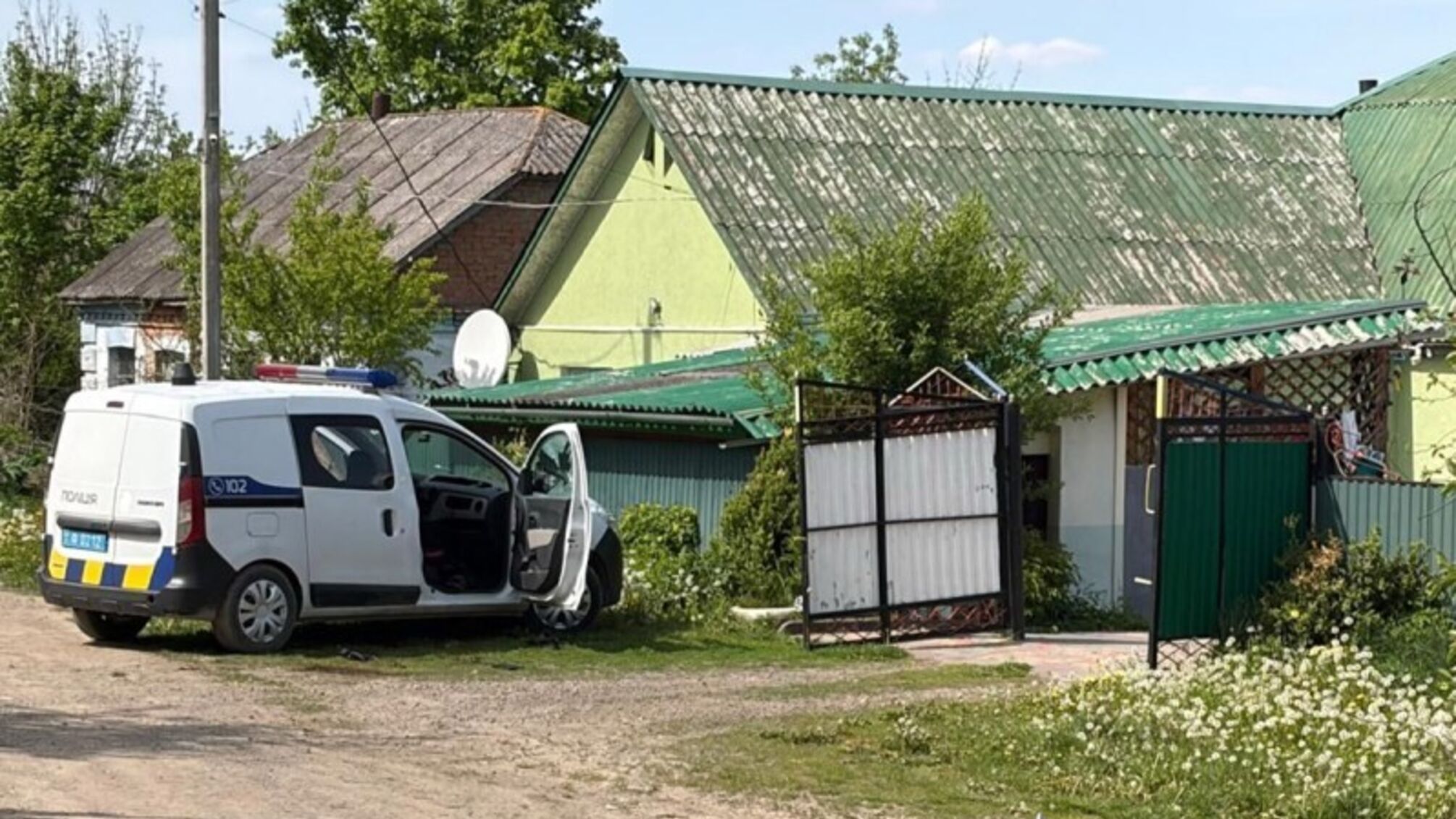 В Хмельницкой области во время проверки документов застрелили полицейского, нападавший скрылся