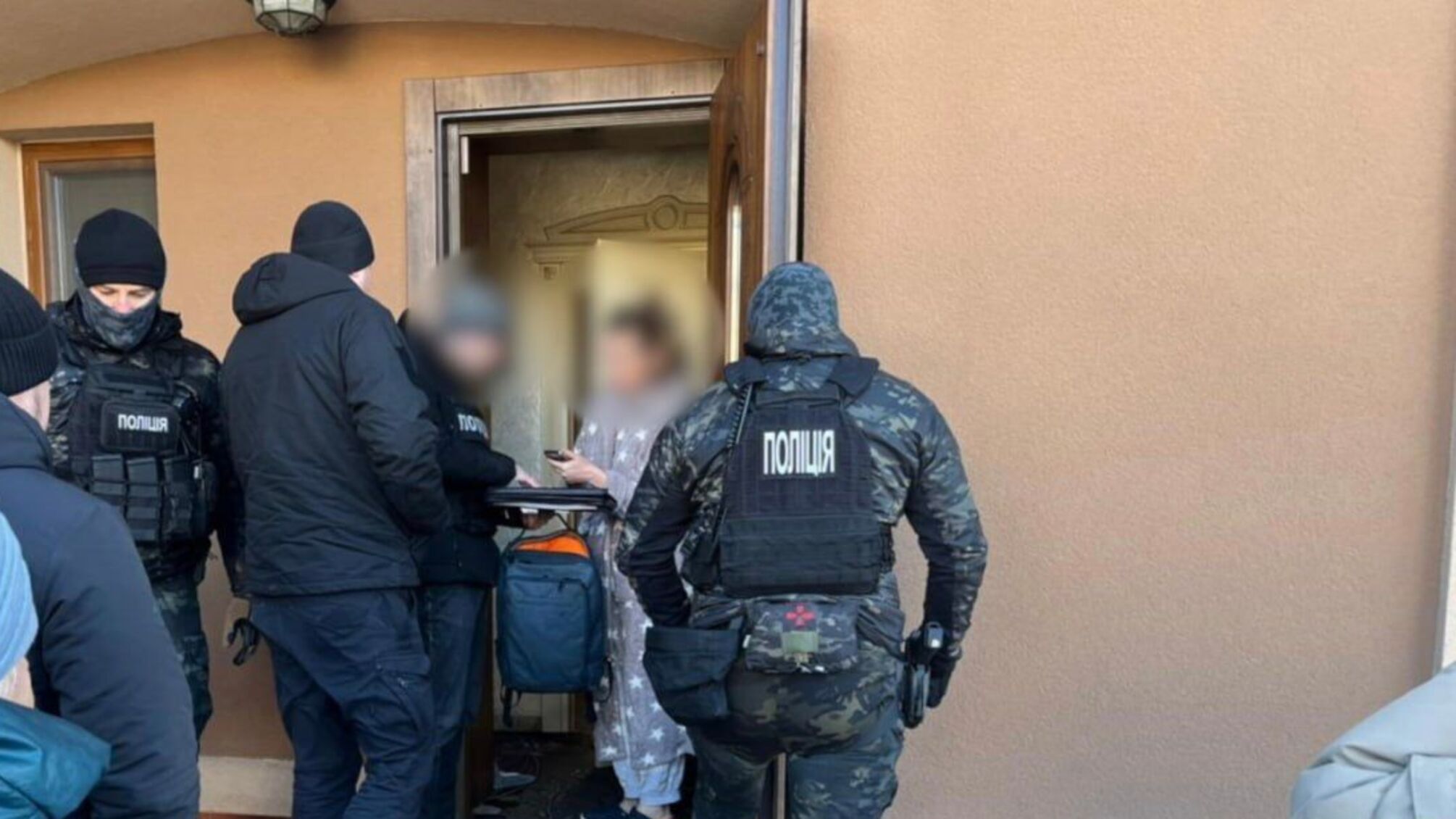 Нацполиция разоблачила схему присвоения почти 27 млн грн гуманитарной помощи в Киевской области