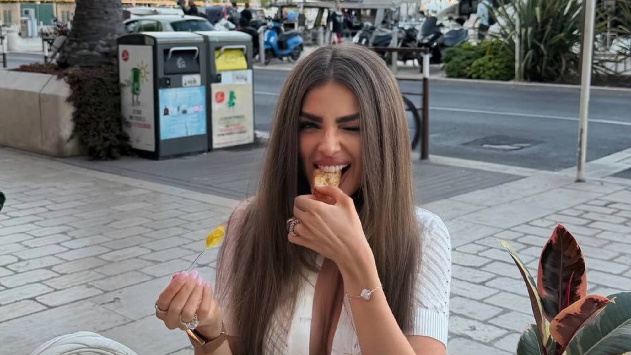 TikTok-блогерша Vikunciy трагически погибла в ДТП на трассе Киев-Одесса: авто вспыхнуло после удара