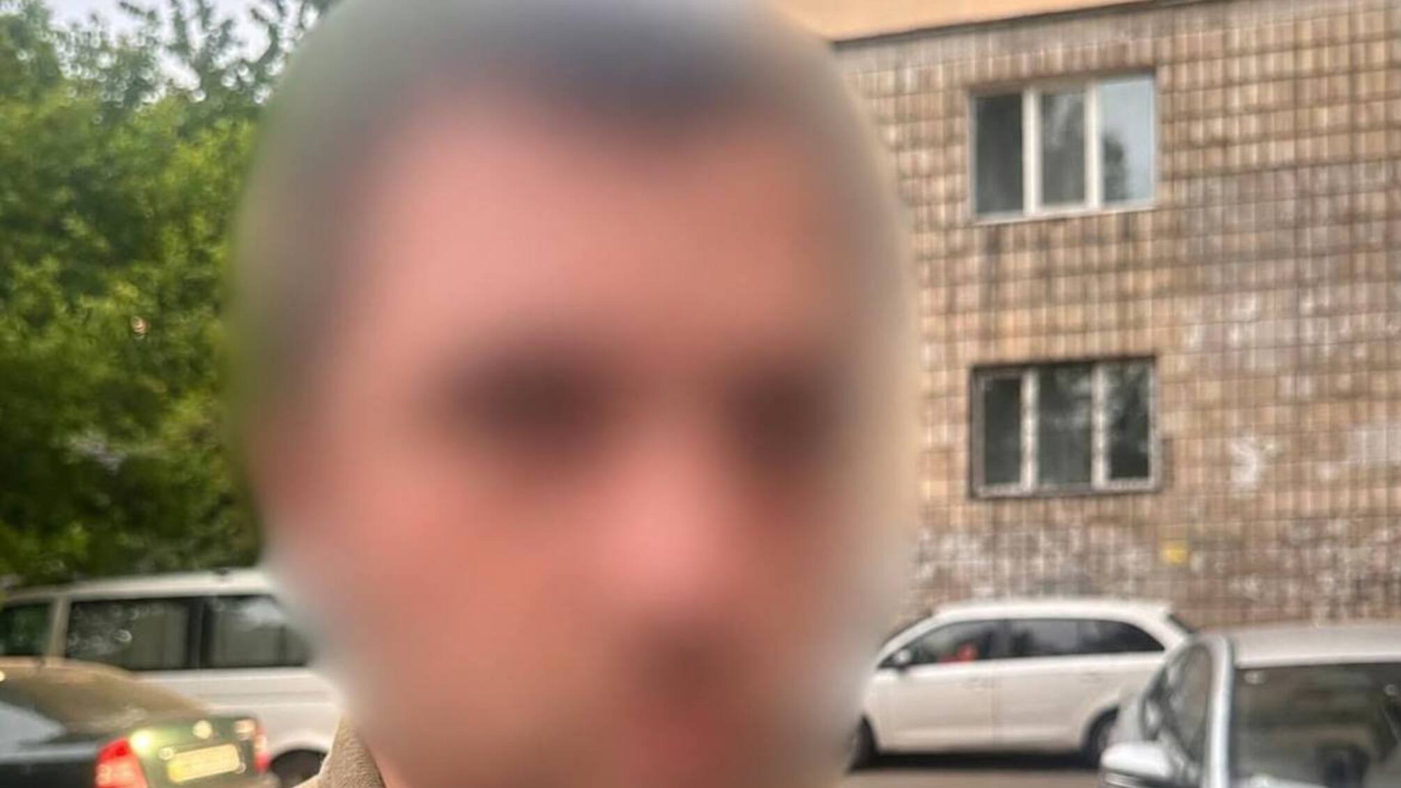 Повірив 'полковникам СБУ': 83-річний професор віддав шахраям 11 млн грн