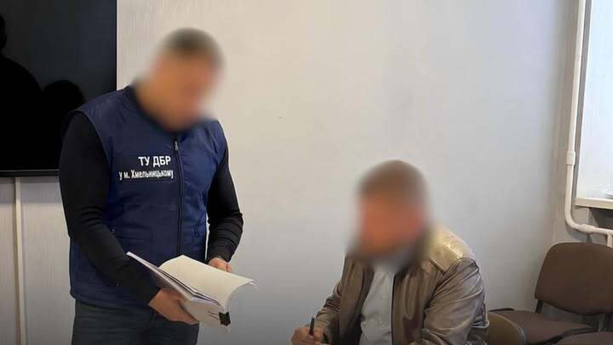 В Хмельницкой области разоблачили схему фиктивной службы: военные получали зарплаты, работая на СТО