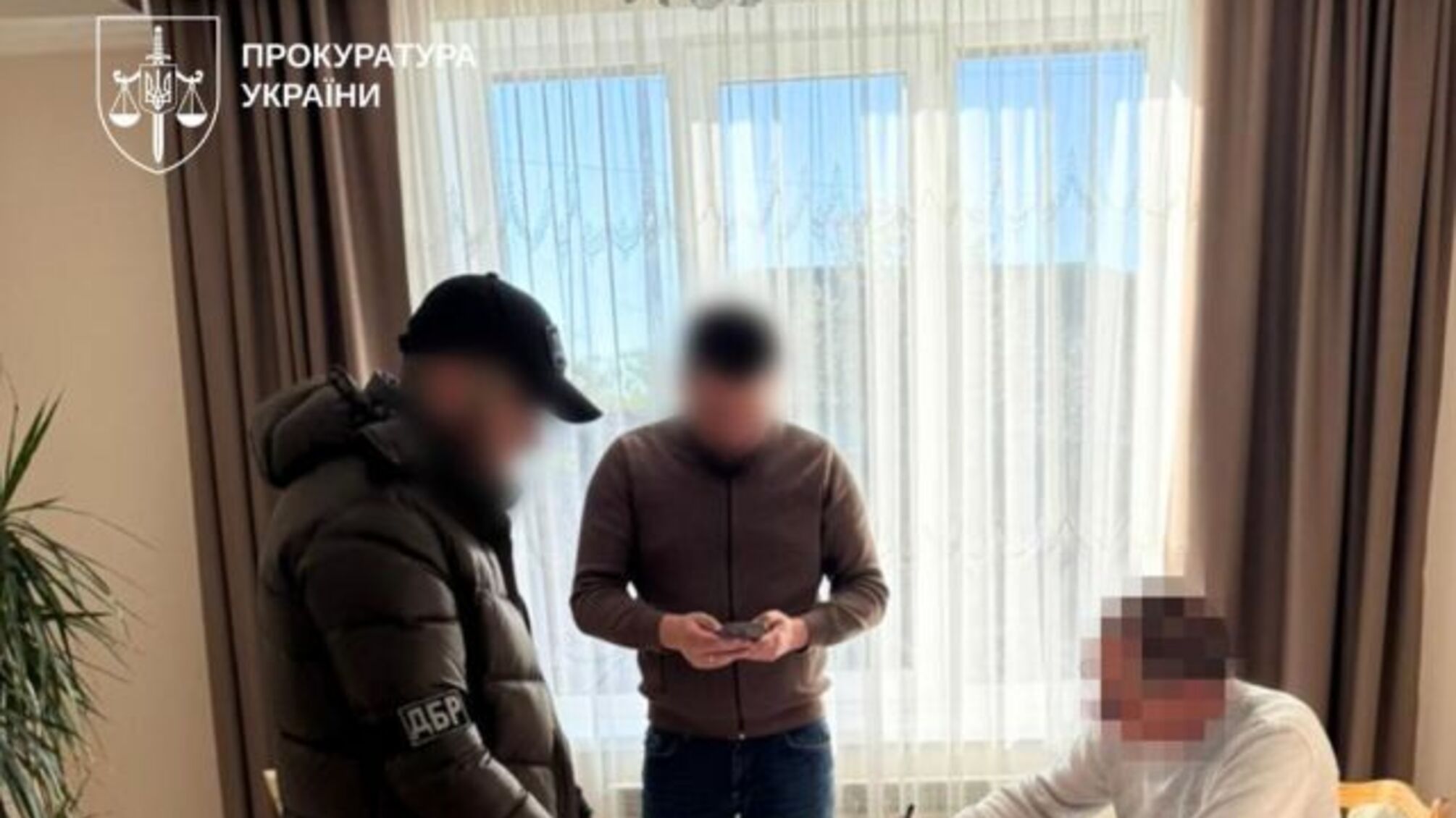 Схема на десятки миллионов: в Виннице 'раздерибанили' имущество профсоюзов - 7 подозреваемых