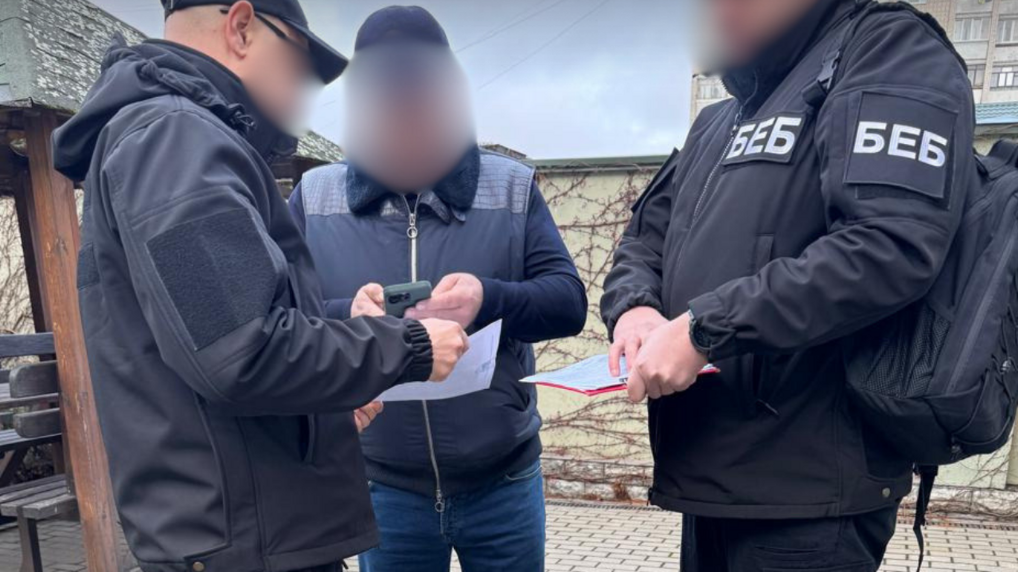 БЭБ проводит обыски на металлургическом заводе в Броварах: среди фигурантов – действующий и бывший депутаты