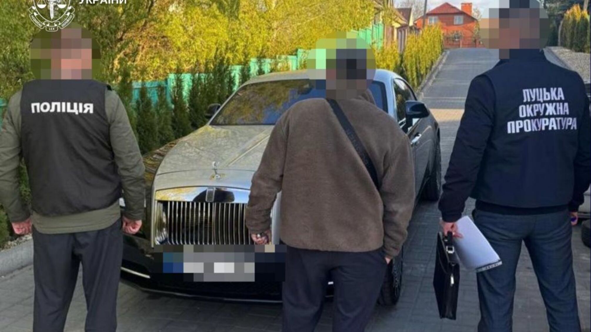 30 тисяч доларів за потрібний документ: у Луцьку чиновник погорів на схемі з надрами
