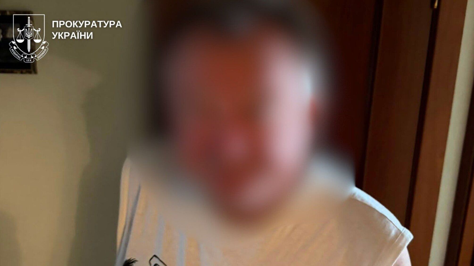 У Києві пенсіонеру повідомили про підозру за загибель собаки, яку викинули з шостого поверху