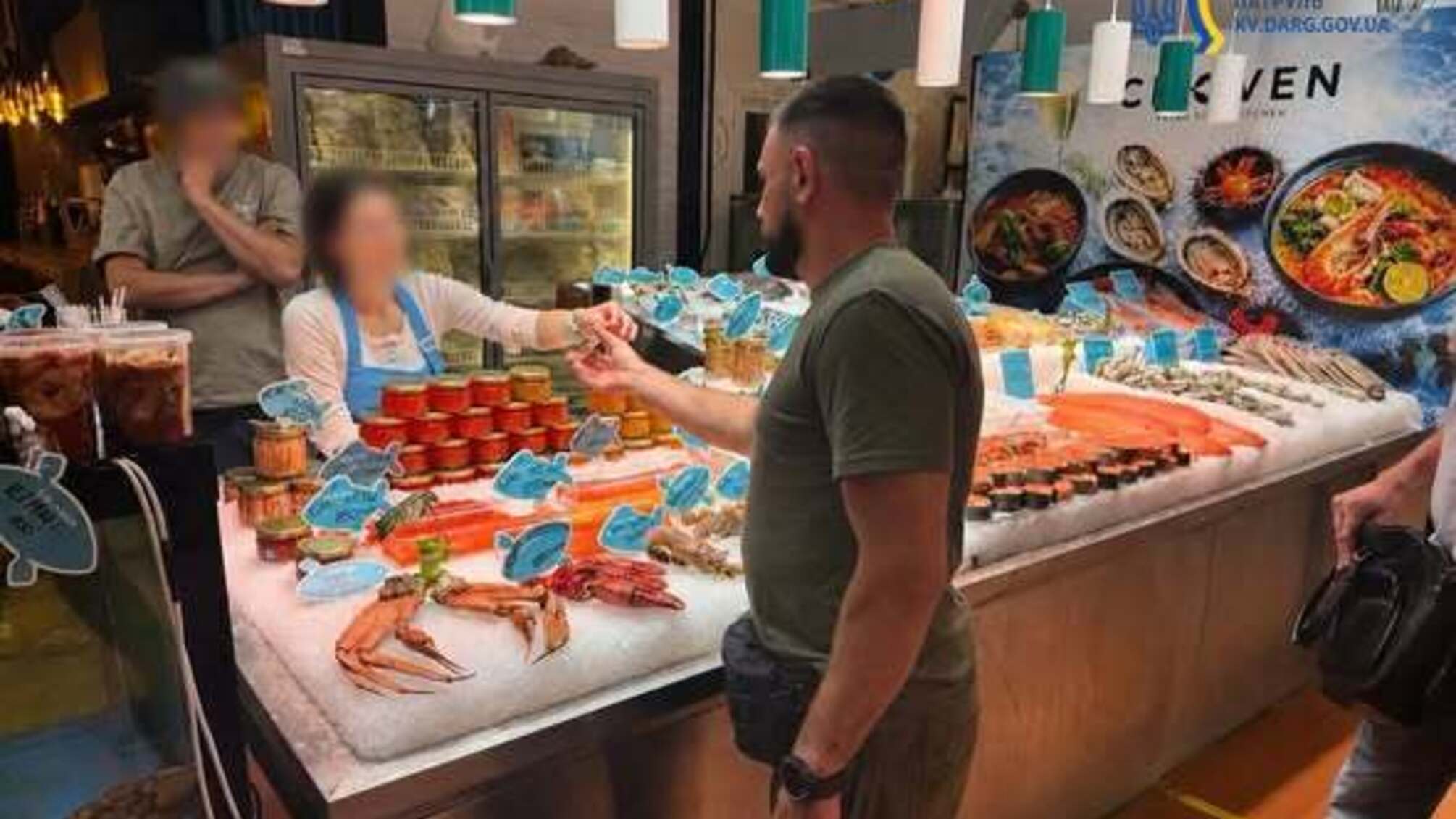 У Києві та області викрили нелегальний продаж раків і риби: вилучили продукцію без документів