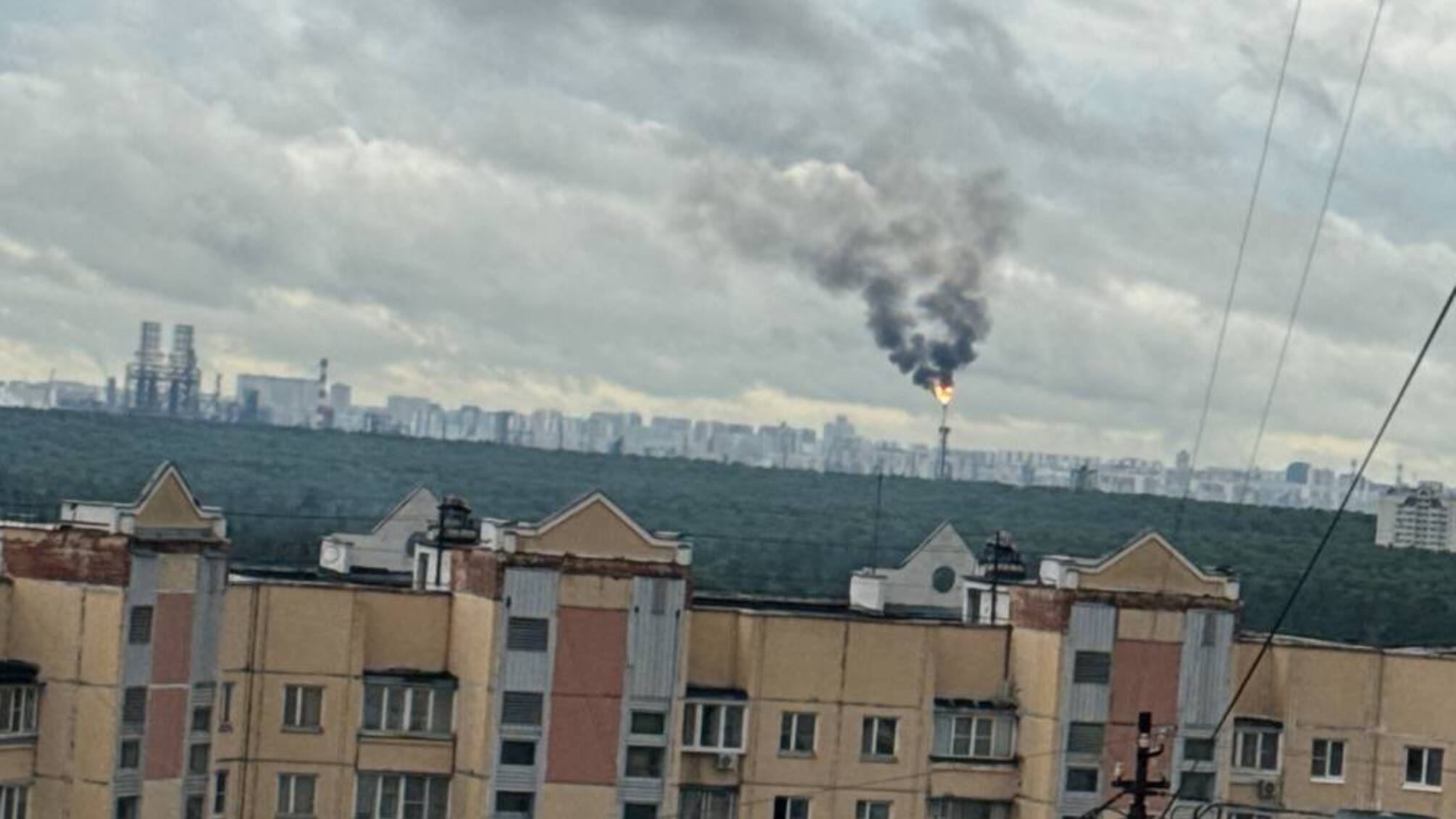 В Москве - попадание беспилотника в НПЗ