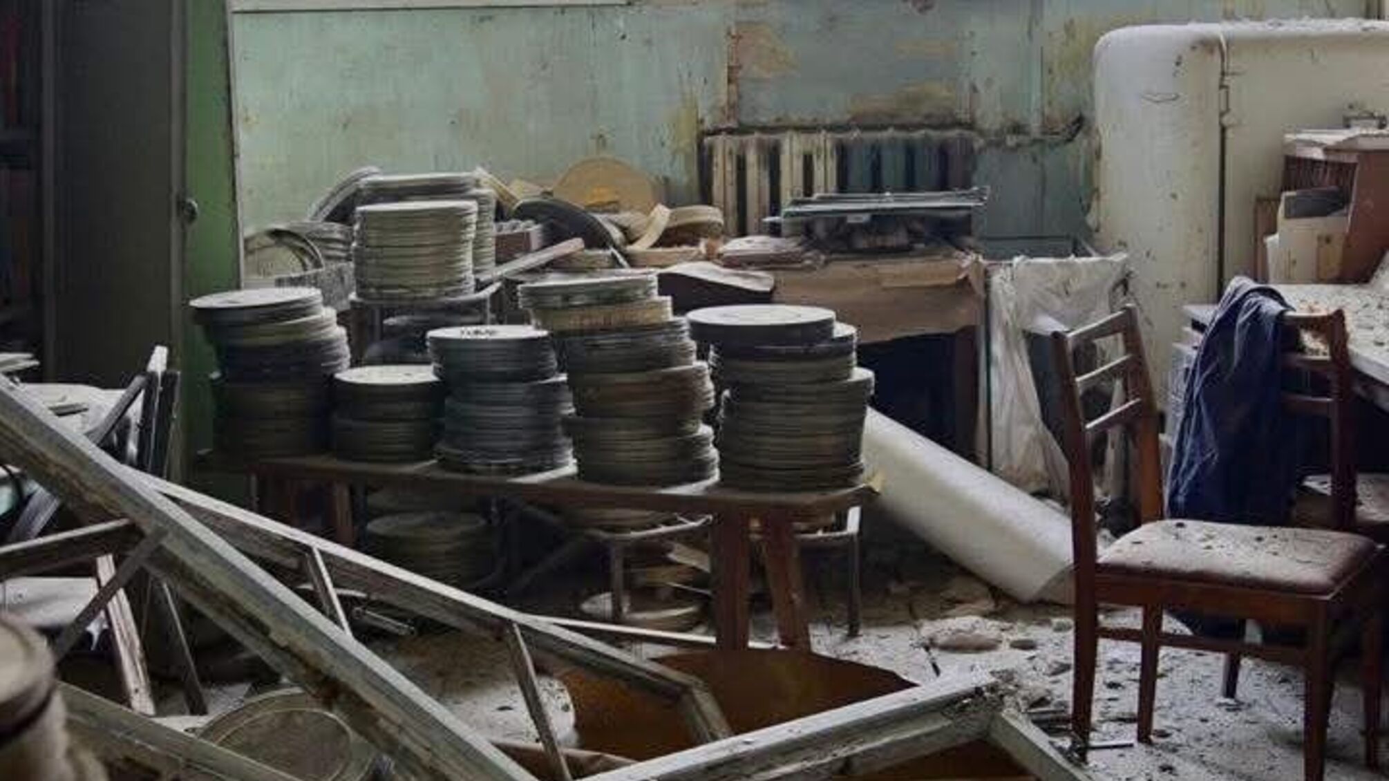 Кіностудія Довженка врятувала близько 600 фільмів після російського удару