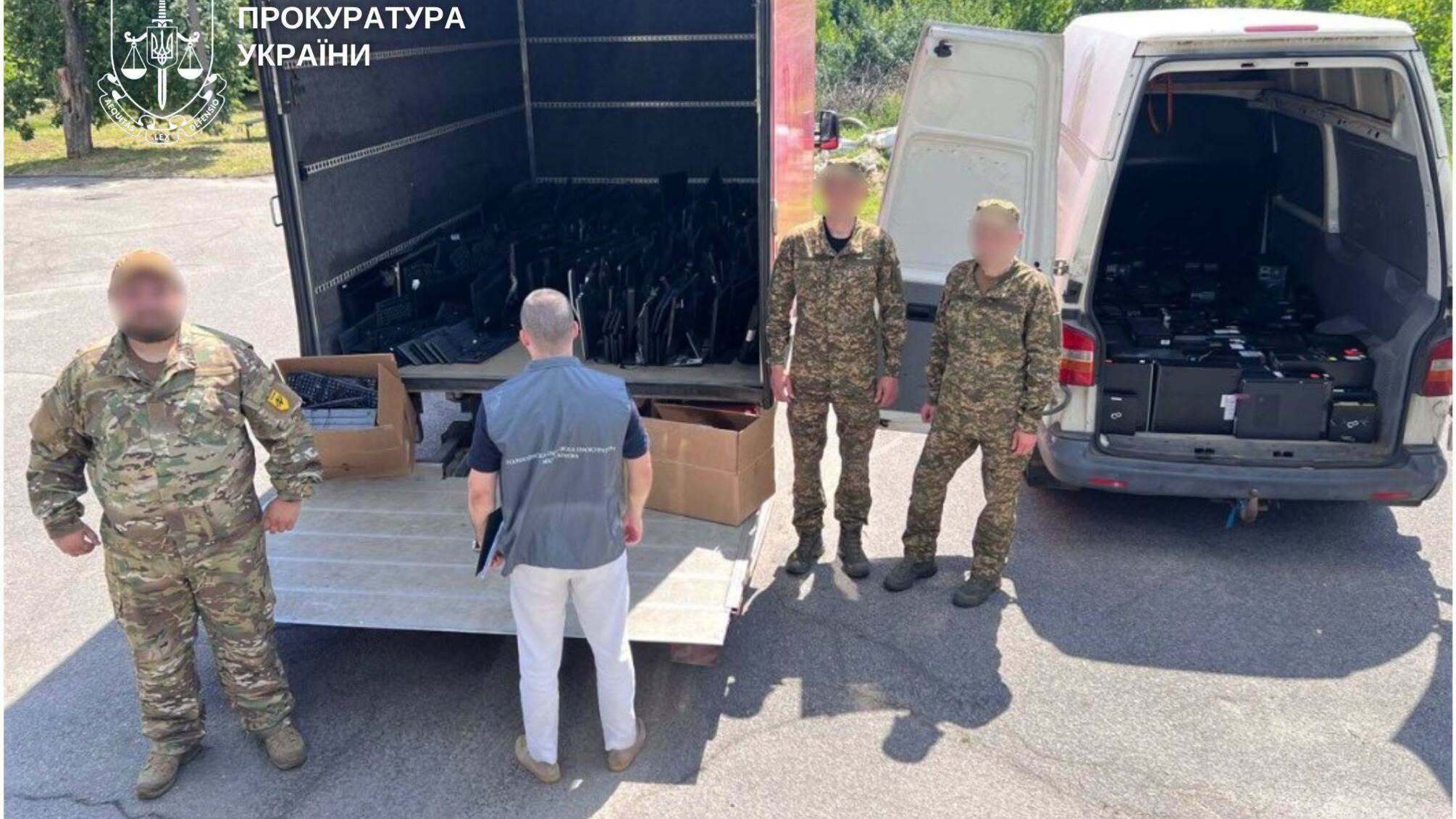 Изъятые у мошенников компьютеры передали на нужды ВСУ