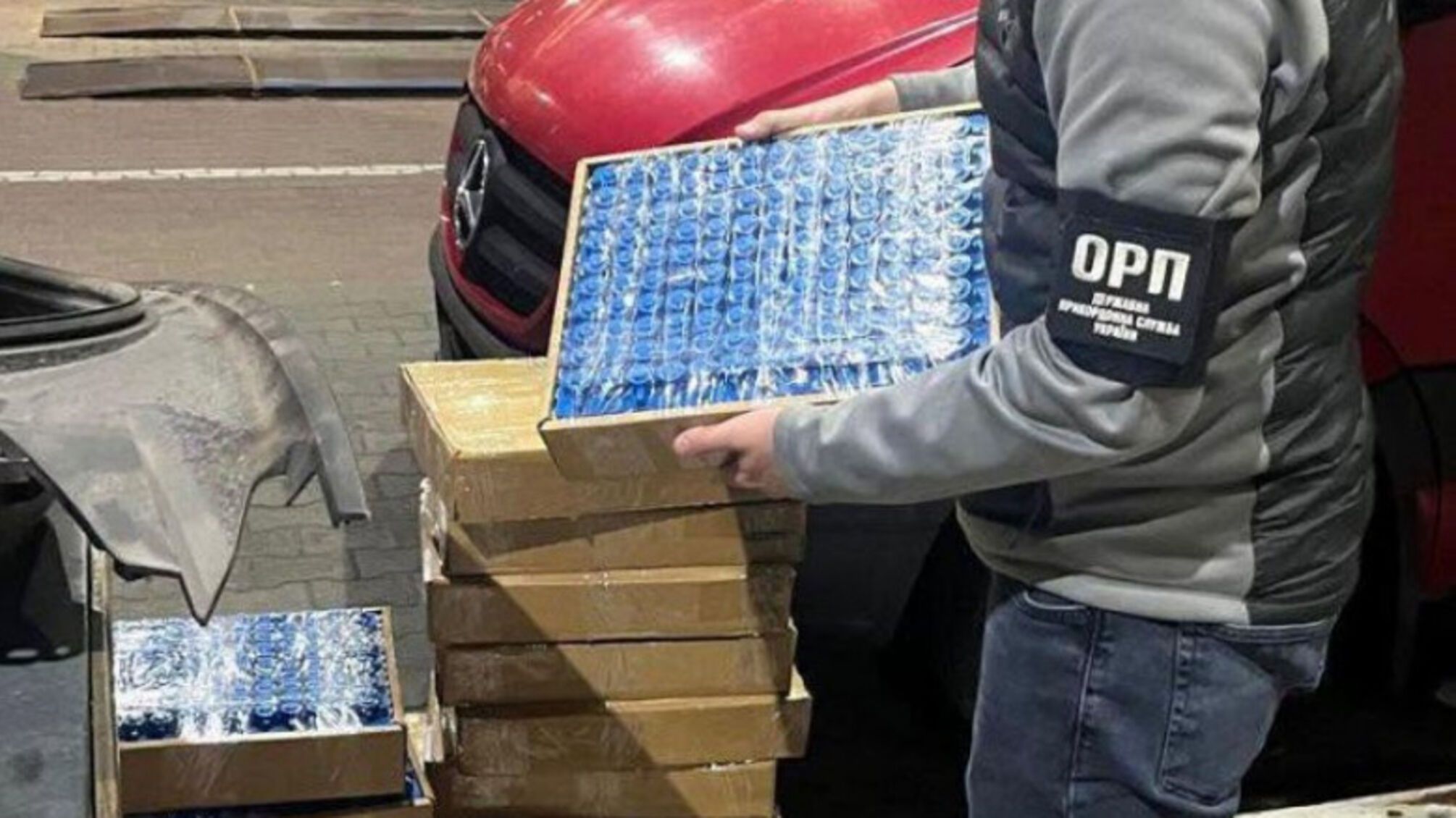 На Львівщині затримали партію акумуляторів на понад мільйон гривень