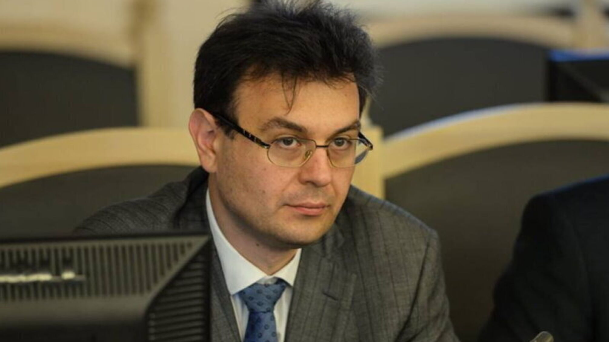 Гетманцев раскритиковал миллионные зарплаты руководителей государственных банков во время войны