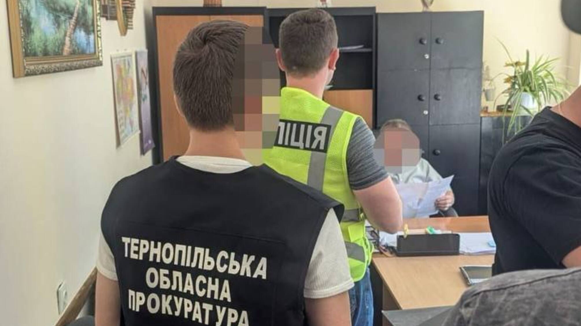 Эксплуатация людей с психическими расстройствами: директор интерната в Тернопольской области получил подозрение в торговле людьми