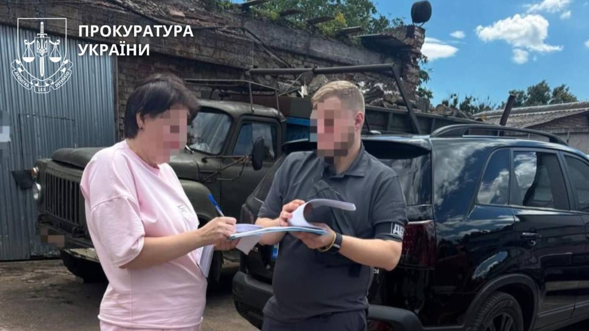 Не служила майже три роки, але отримала 1,3 млн грн: на Запоріжжі повідомили про підозру військовій та підполковнику