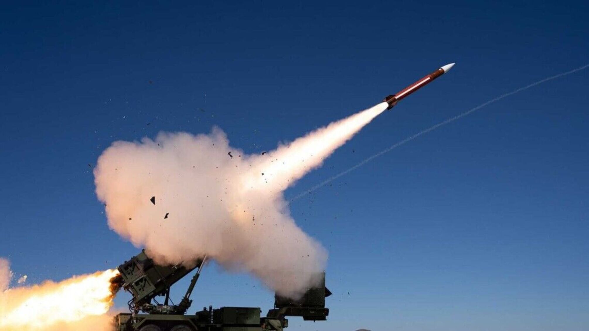 Украина просит 40 стран срочно передать ракеты Patriot уже в июле