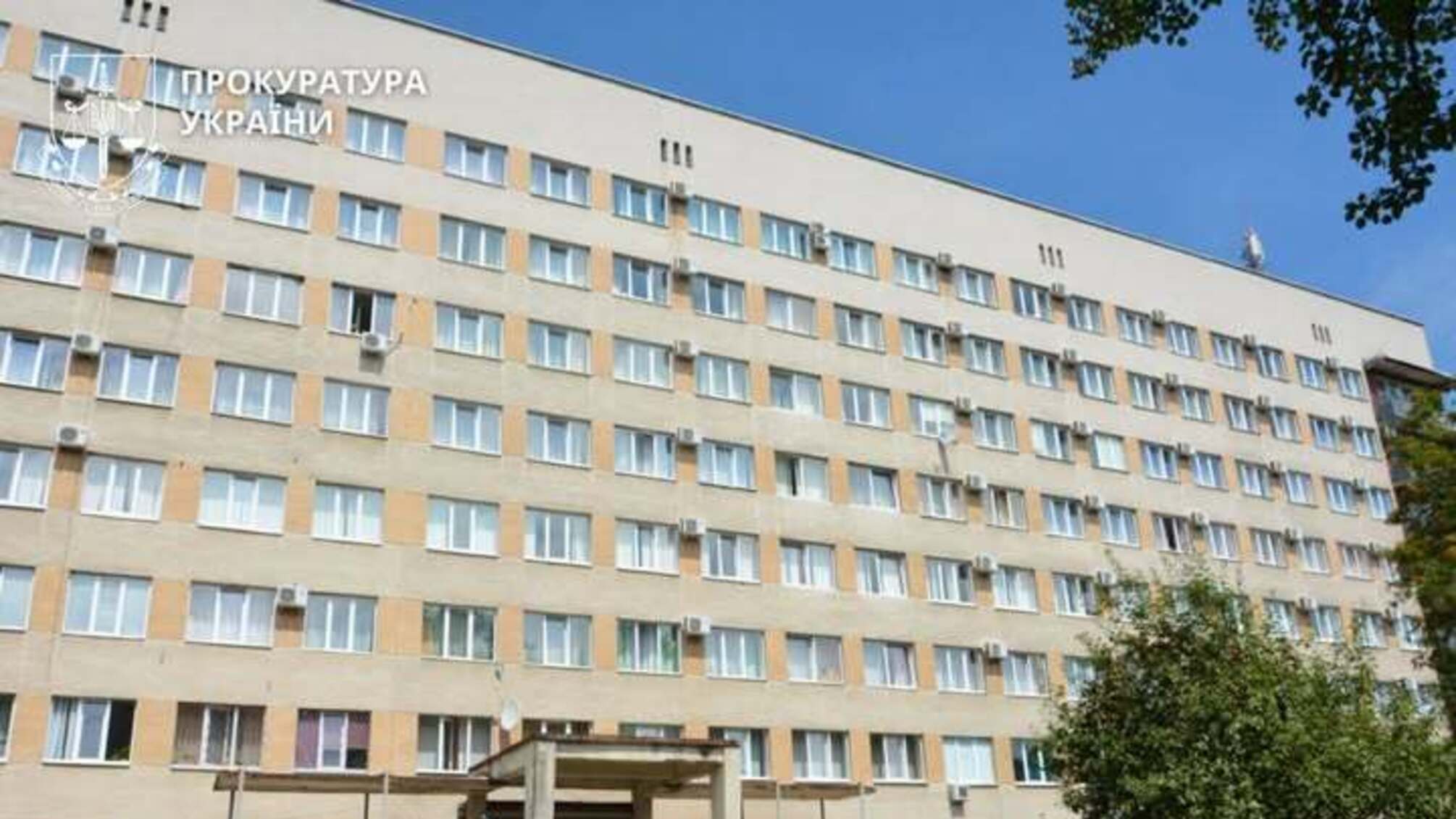 На Прикарпатье чиновник больницы подозревают в незаконных 'ковидных' доплатах на 1,6 млн грн