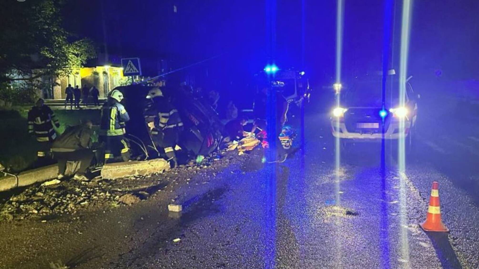 На Львівщині п’яний водій Mercedes влаштував смертельну ДТП: загинули троє підлітків