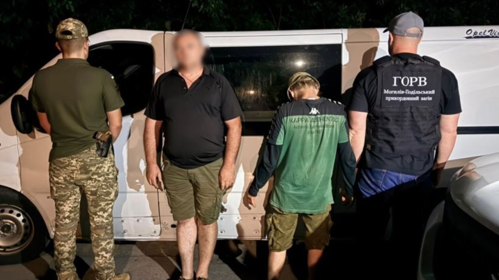 Бегство в Молдову на гидроскутере за 5 тысяч долларов: в Винницкой области разоблачили организатора