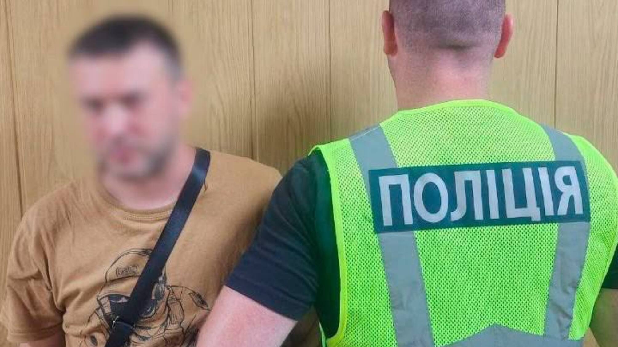У Києві 35-річний чоловік влаштував стрілянину у супермаркеті