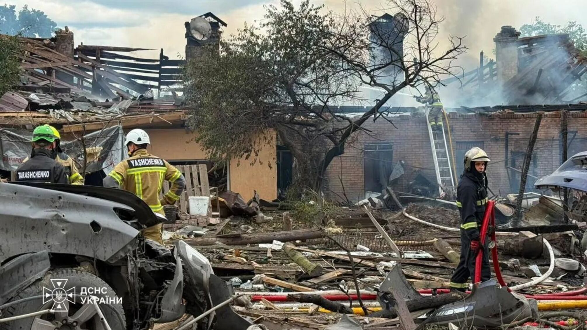 Ракетний удар по Київщині: 10 загиблих, близько 100 поранених – хто відповість за організацію заходу