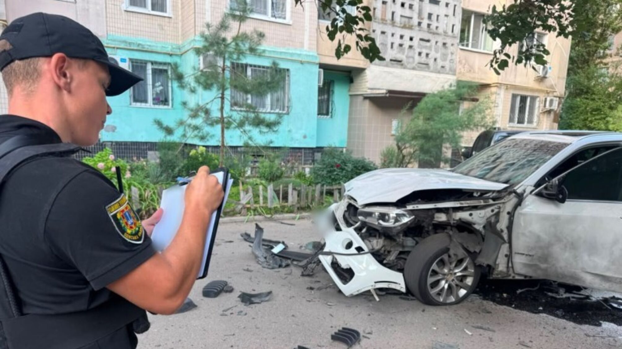 В Одессе взорвался кроссовер во время движения: ранен 49-летний водитель