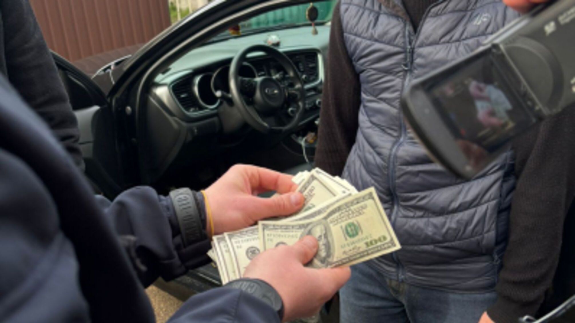 В Черкасской области разоблачили военного, который требовал $12 тысяч за непригодность к службе -ДБР