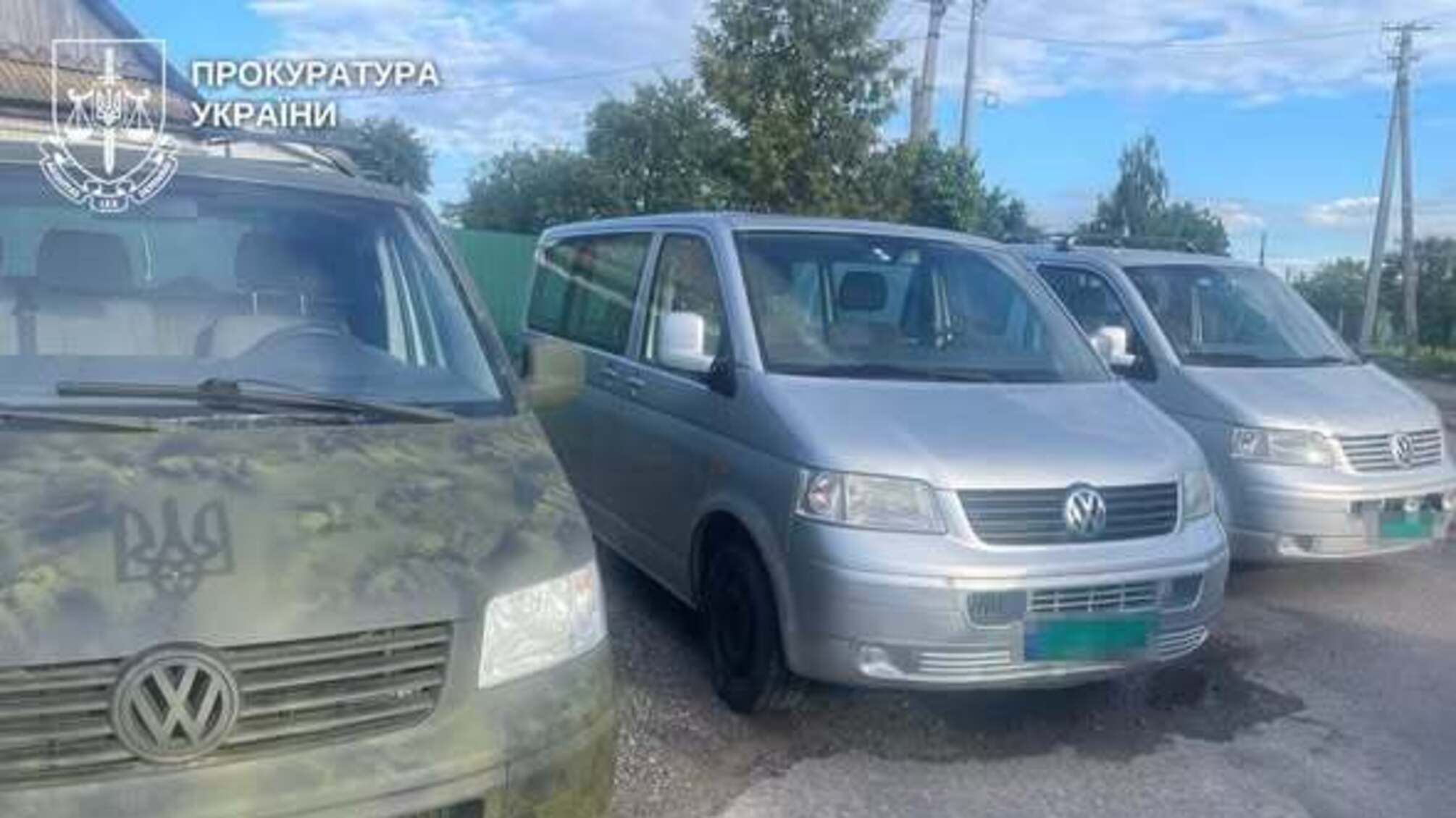 Более 50 автомобилей ввезли как гуманитарную помощь и пытались продать: два дела передали в суд