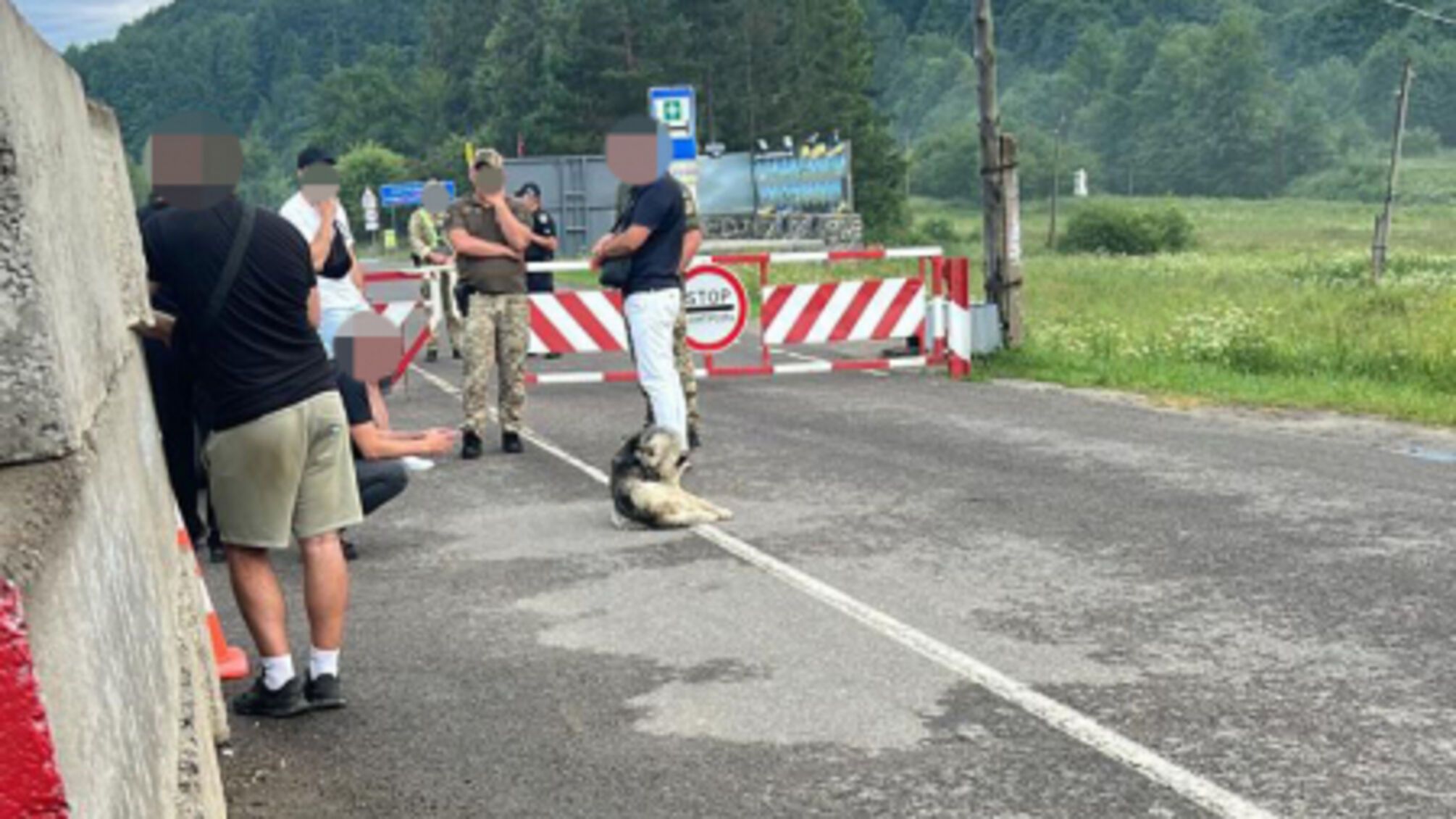 Майора Нацгвардії затримали на Львівщині: він віз трьох чоловіків до кордону зі Словаччиною