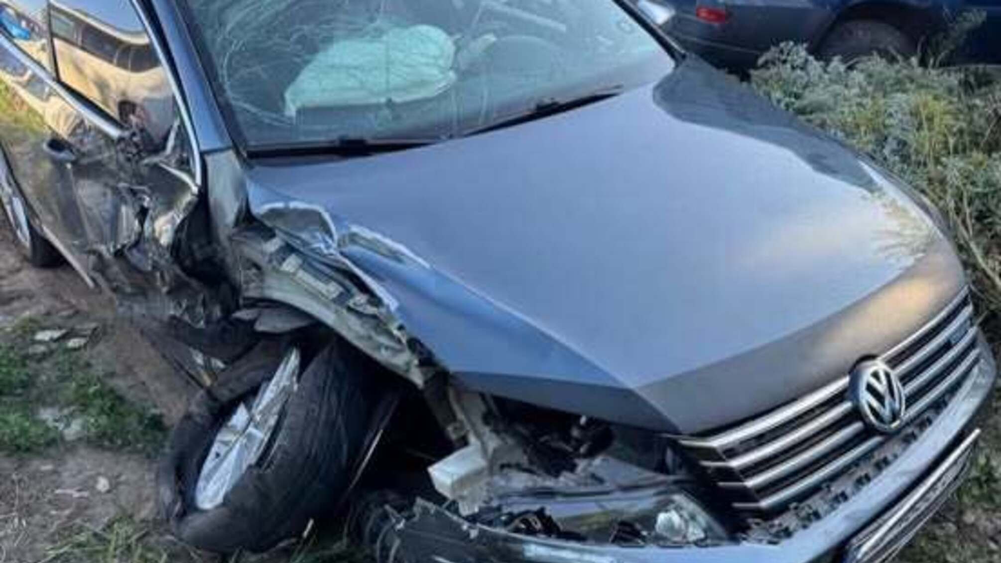 Угнал Volkswagen и попал в ДТП: в Киевской области мужчине объявили подозрение