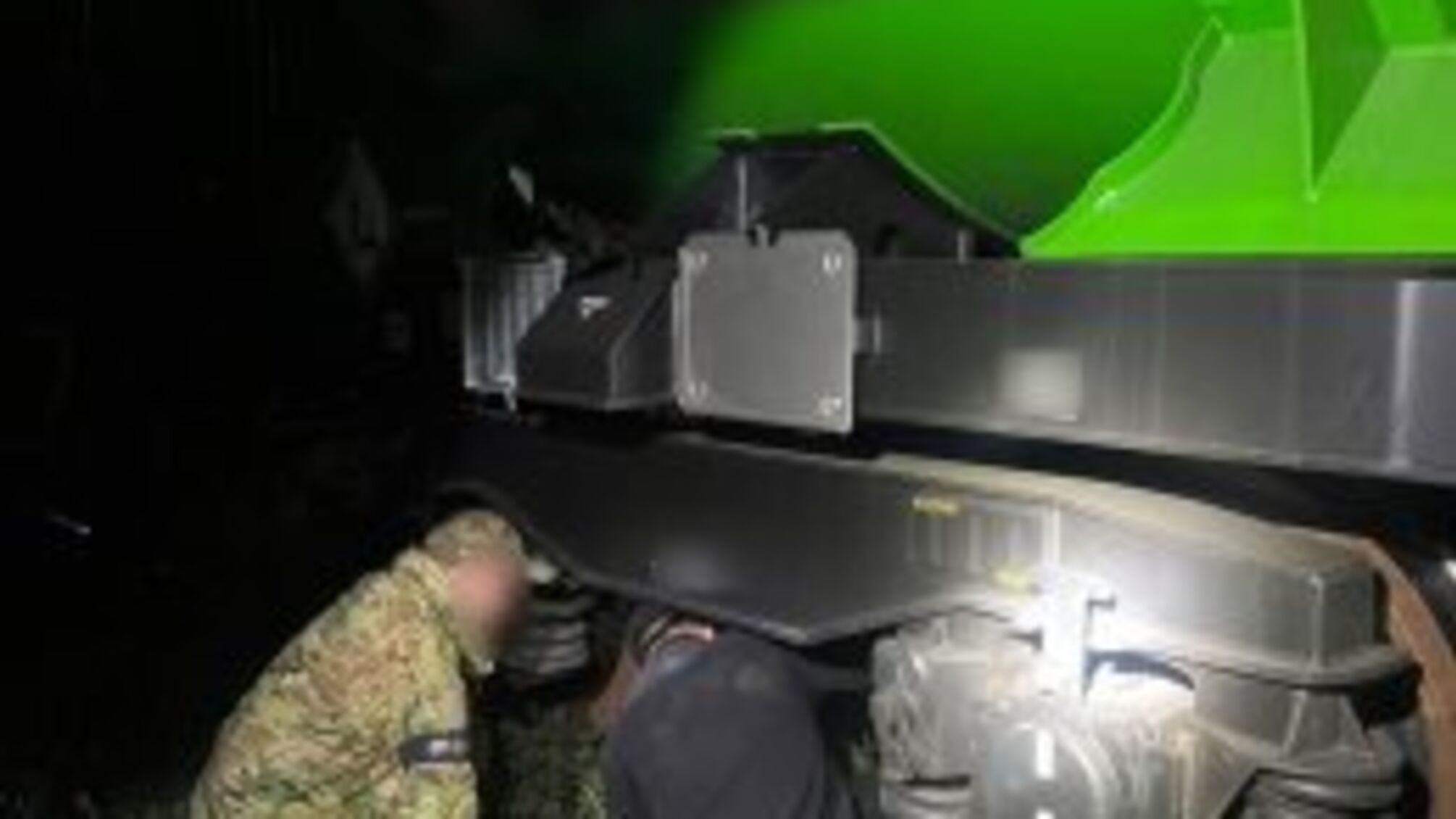 Сигареты везли в Польшу в колесных парах поезда: пограничники разоблачили схему