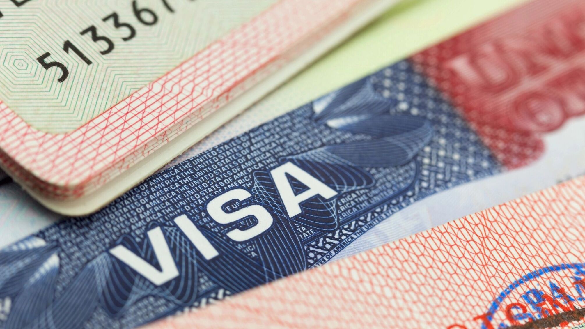 США готуються анулювати до 200 тисяч віз: чи можуть обмеження торкнутися українців
