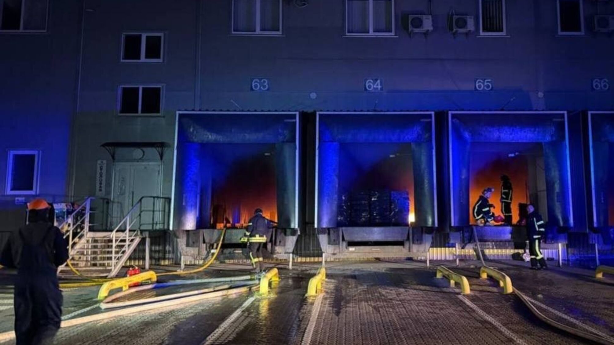  Росія б'є по продовольчій логістиці України: знищено склади 'АТБ', у Києві зникають окремі продукти