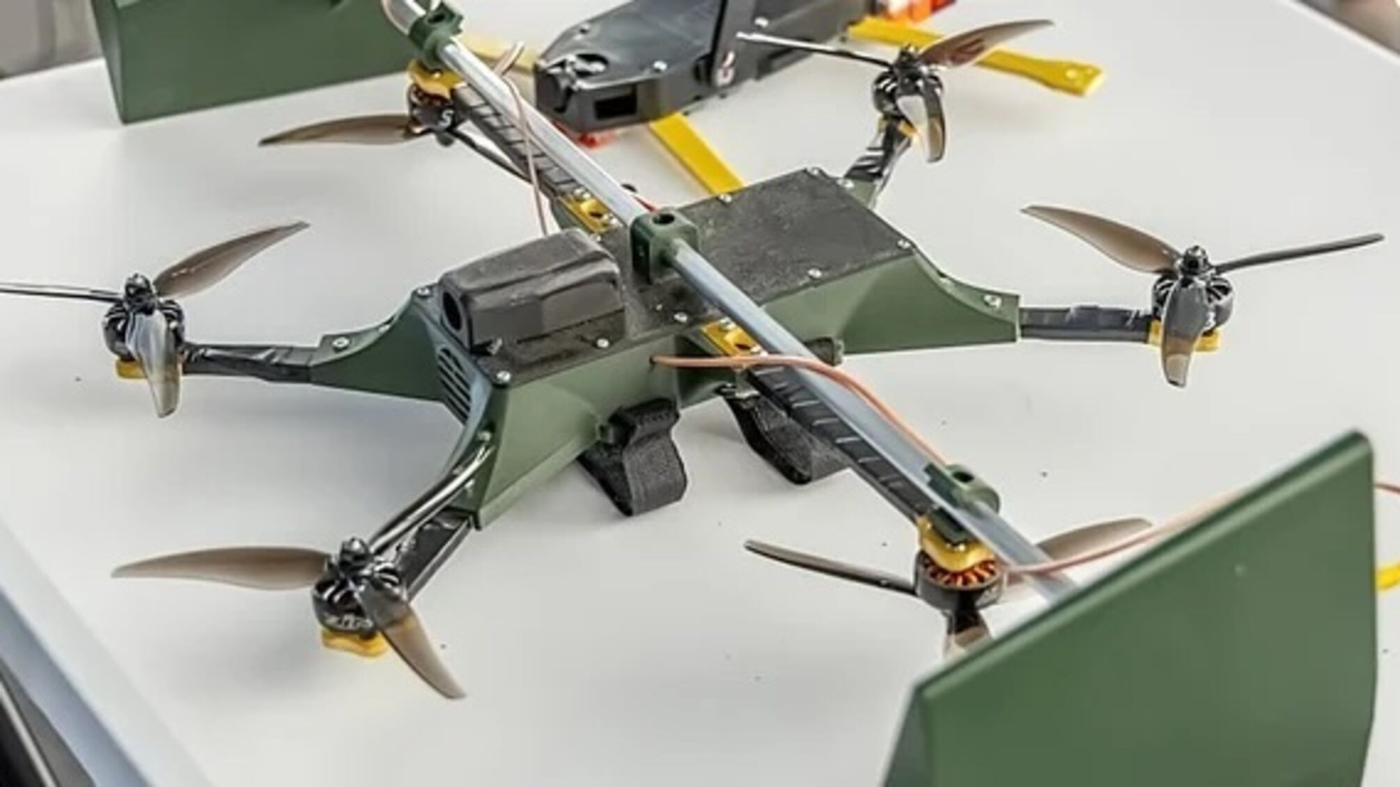 В россии взорвали авто разработчика FPV-дрона 'Упырь': погиб охранник, Ткачук в больнице