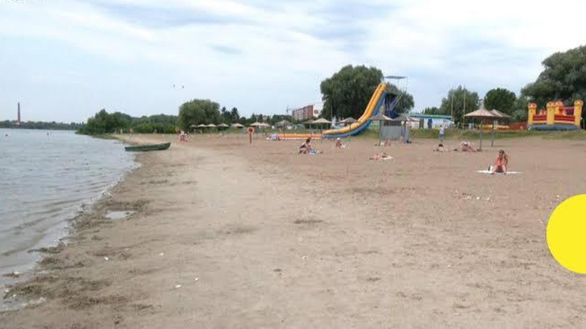 Где в Украине можно купаться: Минздрав обнародовал список безопасных пляжей