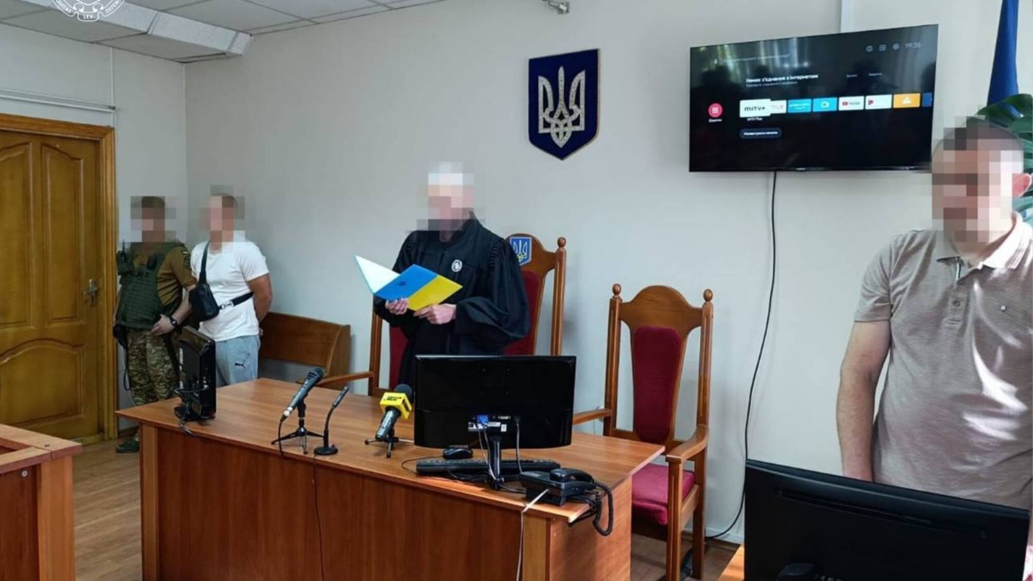 Директора мовного центру у Хмельницькому засудили за зберігання 'дорослих фото'
