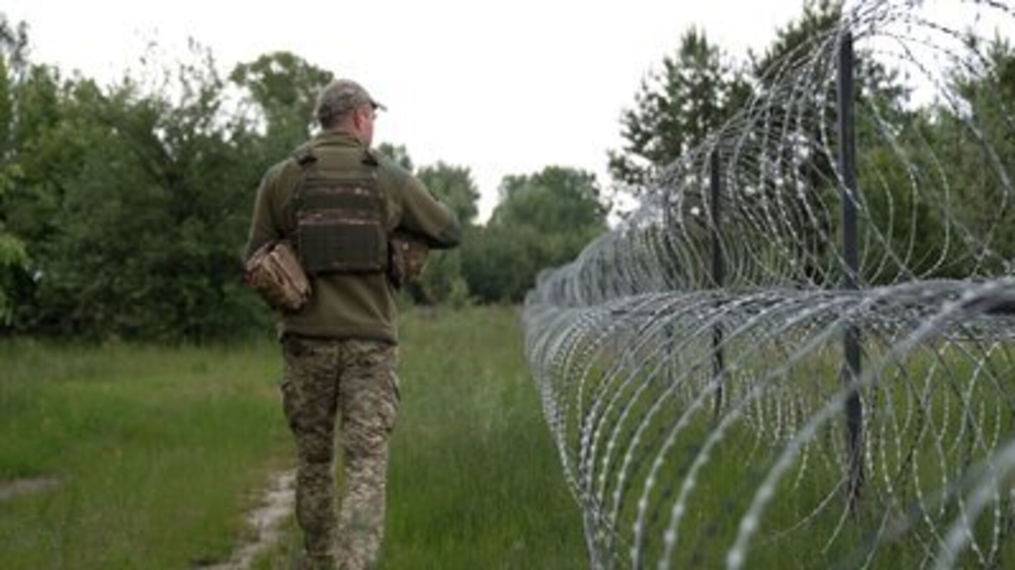 Кілометрова зона вздовж кордону з РФ та Білоруссю: уряд запровадив спеціальний режим