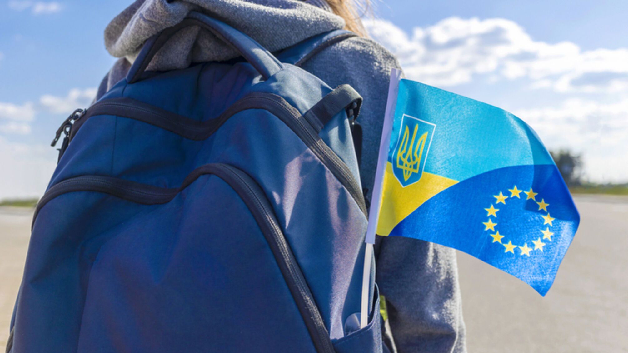 Українкам у ЄС радять мати підтвердження законного виїзду: це може допомогти під час оформлення захисту