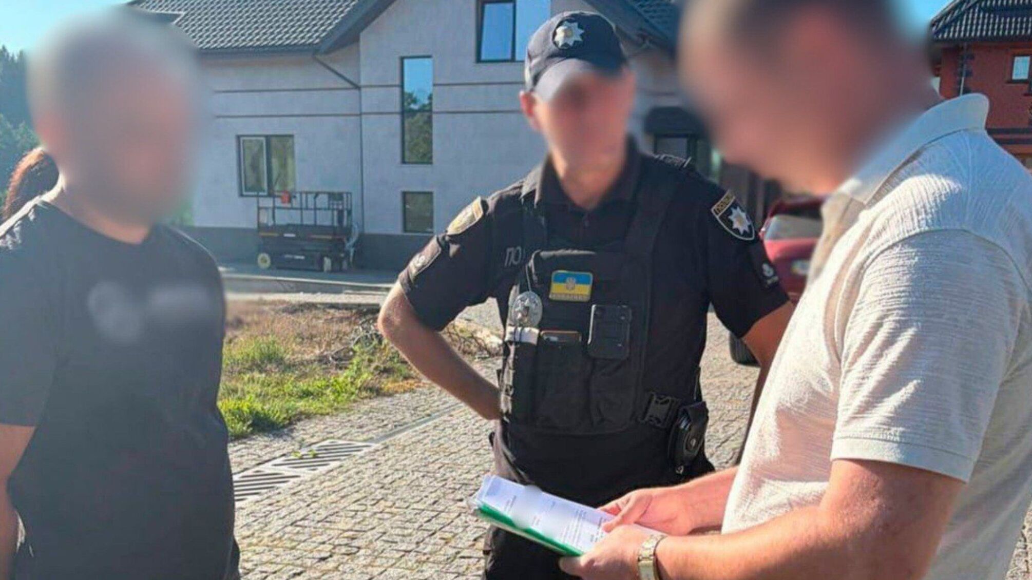 Фальшивые справки и отсрочки от службы: в Киеве подозрения получили шесть мужчин