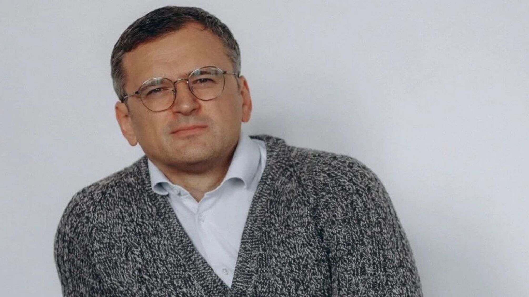 Кулеба пообещал 'амнистию' для мужчин, нелегально уехавших из Украины во время войны