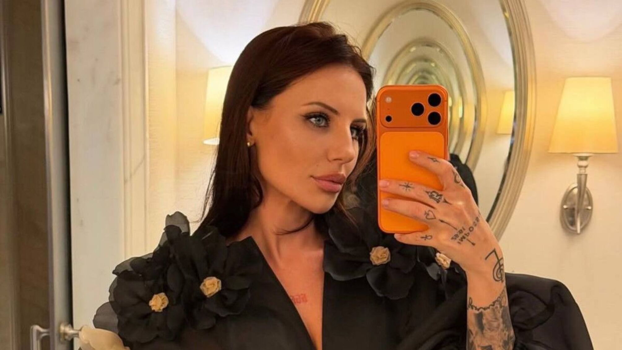 Анна Алхім повернулася в Україну із сином і розповіла, де оселилася