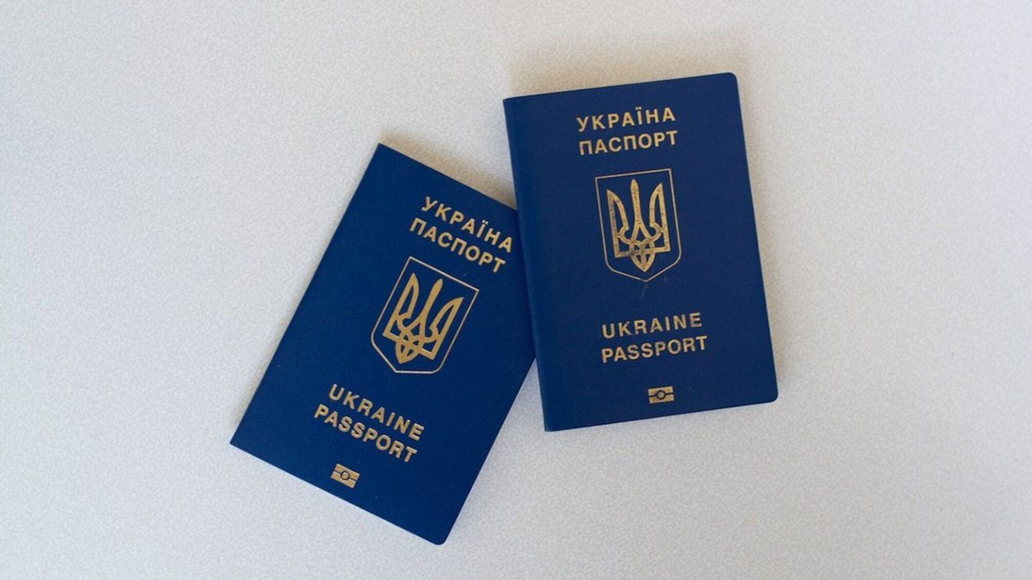 Потеряли паспорт за границей: что делать и как вернуться в Украину