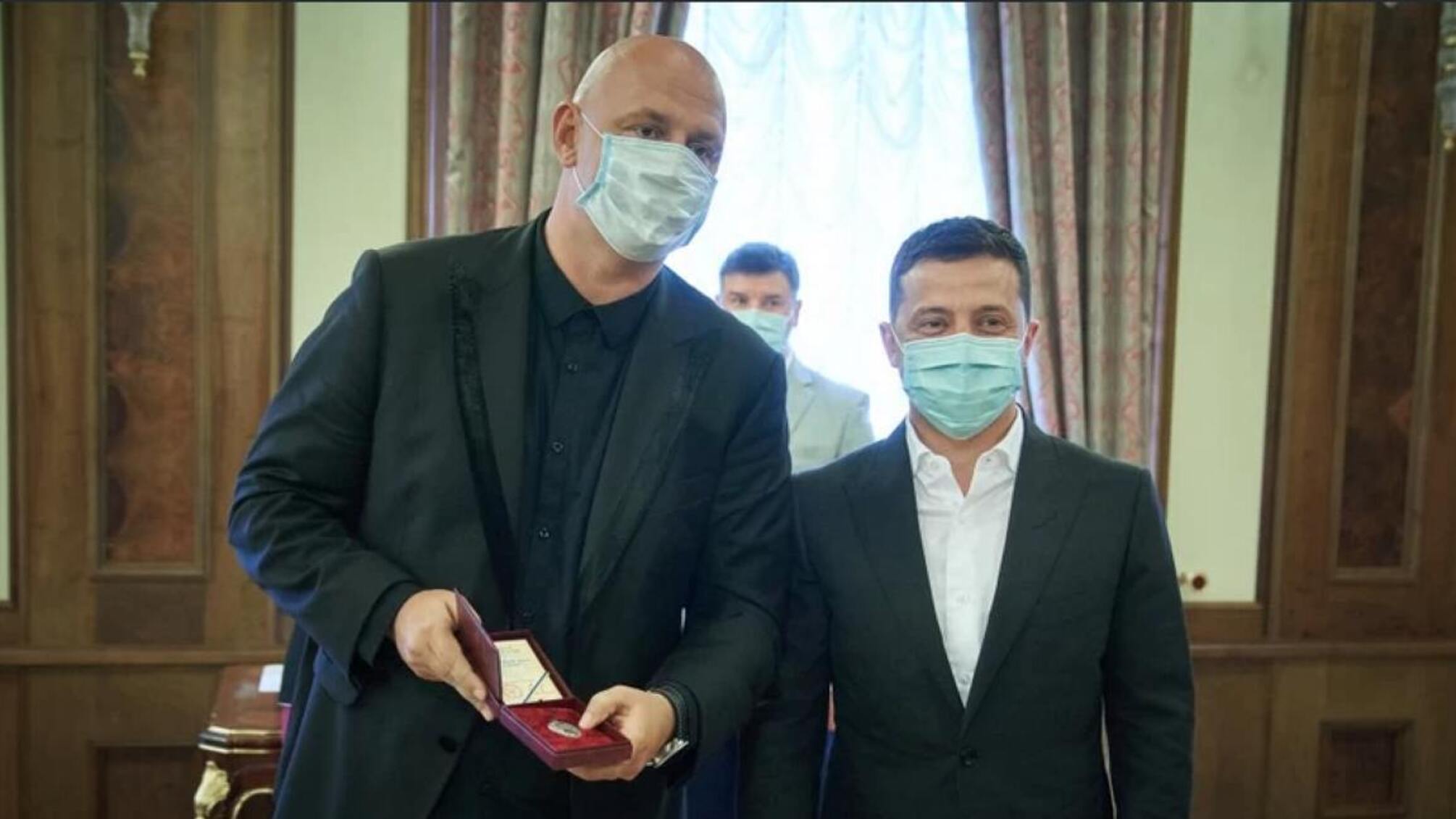 Потап может потерять звание 'Заслуженного артиста': Зеленский поручил Кабмину и СБУ проверить вопрос