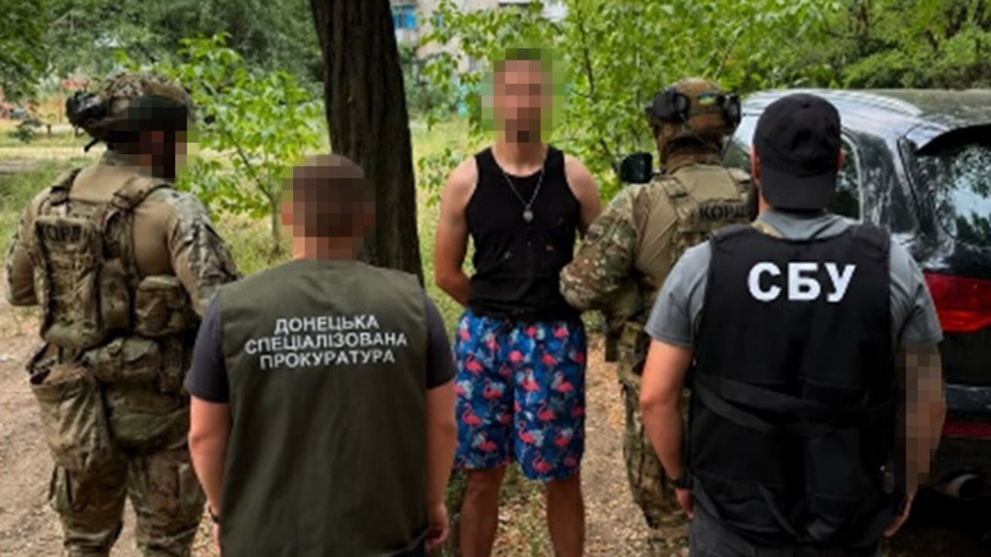 Автомати, гранати, РПГ та тисячі набоїв: СБУ викрила 5 каналів продажу зброї