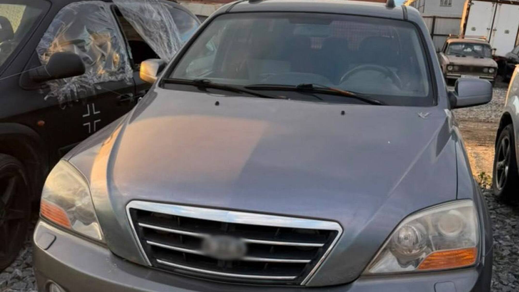 Авто для фронта или на продажу? На Львовщине разоблачили схему с 17 машинами на 2,19 млн грн