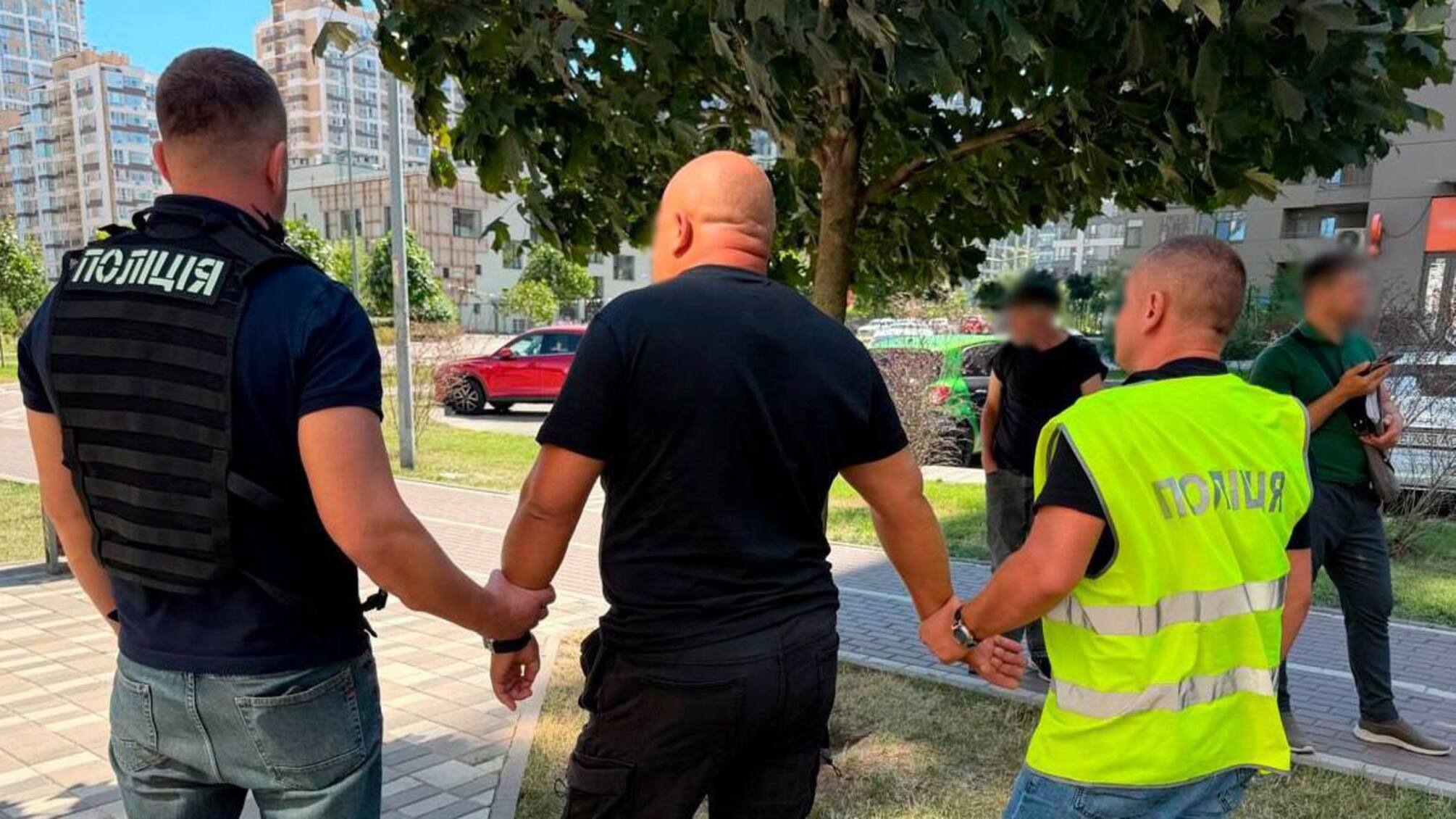 'Введение' за $1500 или мобилизация: в Киеве задержали двух мужчин, обещавших фиктивное зачисление в вуз